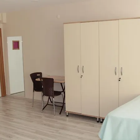 Lidya * Provincia di Istanbul